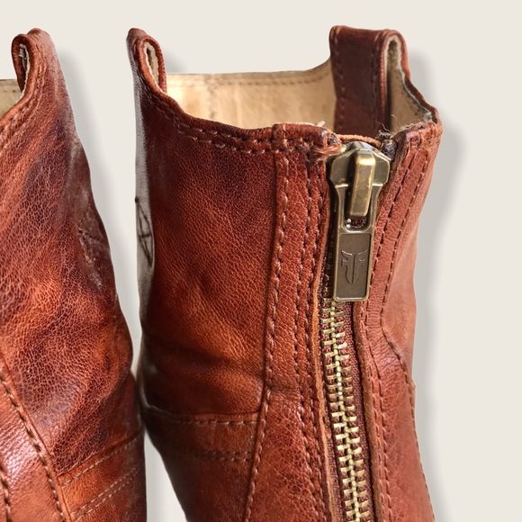 Frye Carson Wedge Cognac Leather Cute Ankle Bootie - Picture 14 of 16